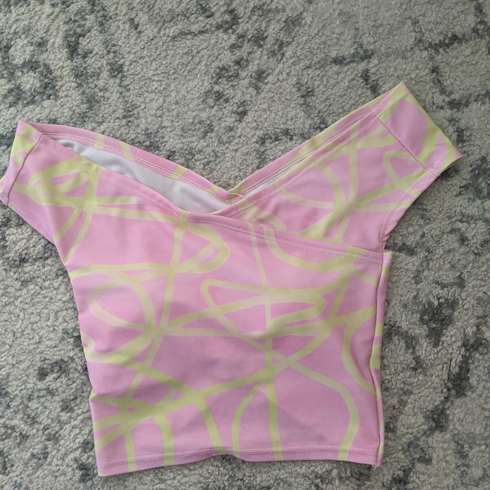 Kortni Jeane off the shoulders top